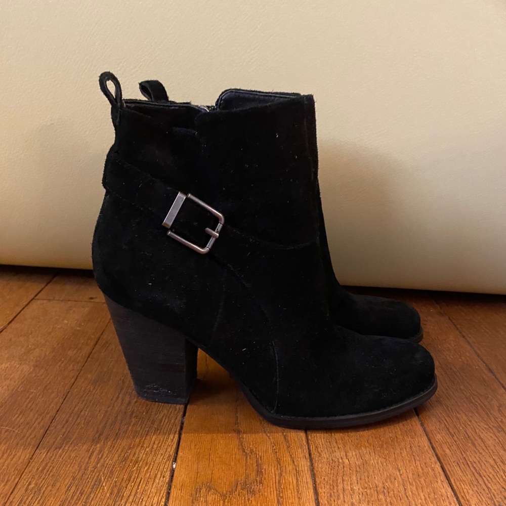 BLACK SUEDE ANKLE BOOTS BY IVANKA